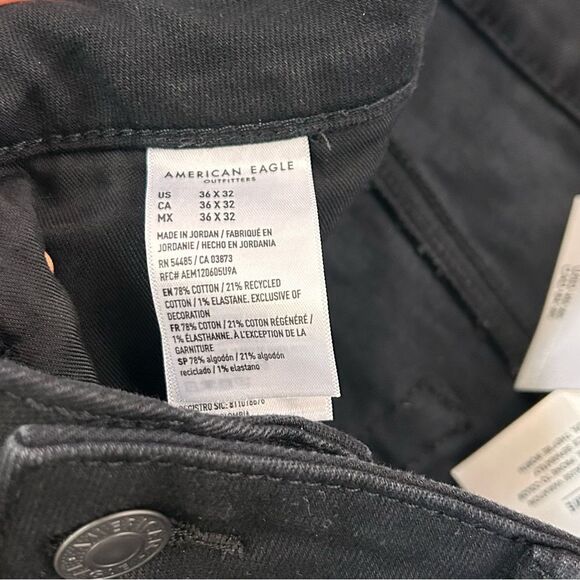 NWT American Eagle black relaxed slim jeans size 36x32 - Picture 8 of 8